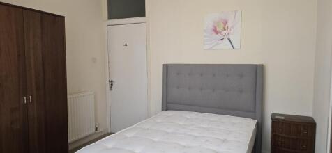 EN-SUITE ROOM TO RENT, ALL BILLS INCLUDED photo 3
