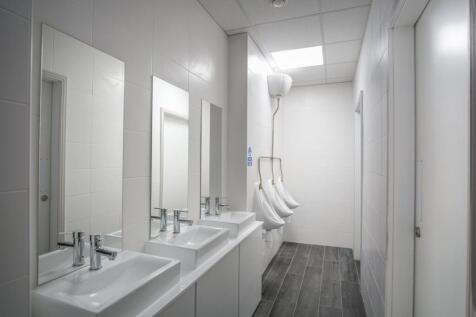 18 Toilet DSC03775.jpg