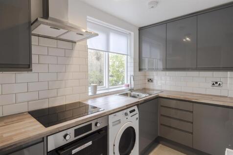 Kitchen_1.jpg