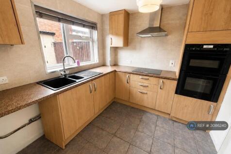 Albert Place, Grimsby, DN32 photo 2