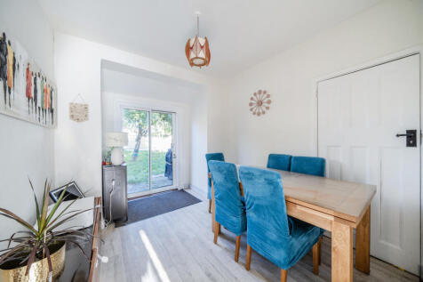 1357727-12-68d189...