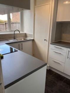 Clifton, Leverton Green, P4335 photo 4