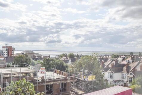 Burleigh Court, 380 Station Road, Westcliff-On-sea, photo 4