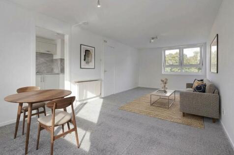 Living Room/Diner