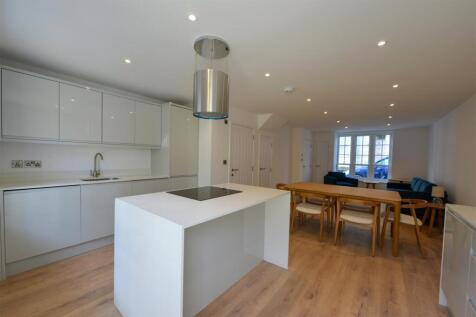 12-16 Fort Road, Margate9.jpg