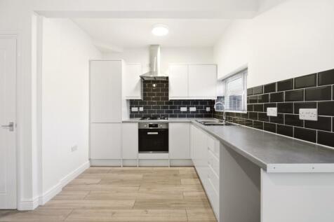 Houghton Road, Dunstable, Bedfordshire, LU5 photo 4