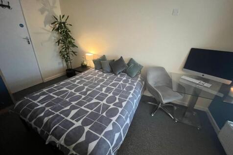 WhatsApp Image 20Dd25-12-16 at 13.18.37.jpeg