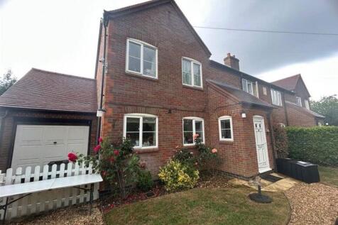 Redbourn Road, St Albans, AL3 photo 3