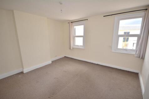 Master Bedroom.JPG
