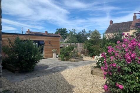 rear garden.jpg