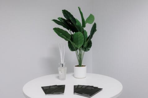 Office to rent Image 12