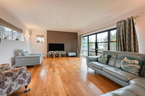 14 Heath Hill Road-1.jpg