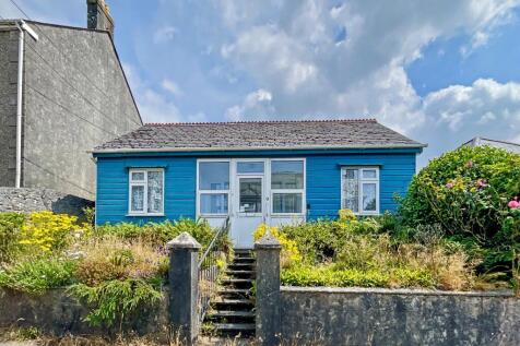 9 Wellington Road, St. Dennis, Saint Austell, PL26 8BN