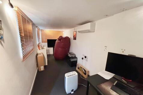 5eb6ddbe-Outbuilding 201.jpg