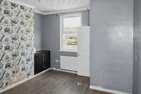 66 Parr Stocks Road, St. Helens, WA9 1NX