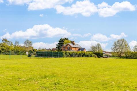Caldecote Green 1-49.jpg