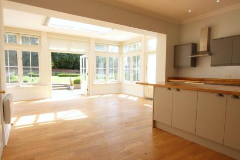 BARTONS ROAD - HAVANT - UNFURNISHED photo 4