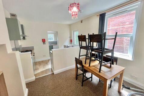 43SED STUDENT FIVE DOUBLE BEDROOMS, WINTON- photo 5