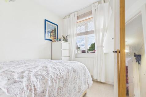 CAM03830G0-PR0213...