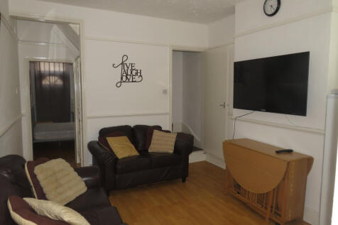 3-bed house on Paget Street, Loughborough, £1,495/mo