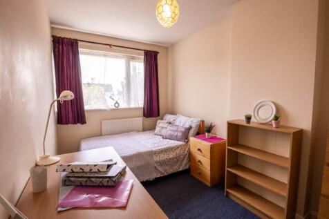 3brockenhurst_studen