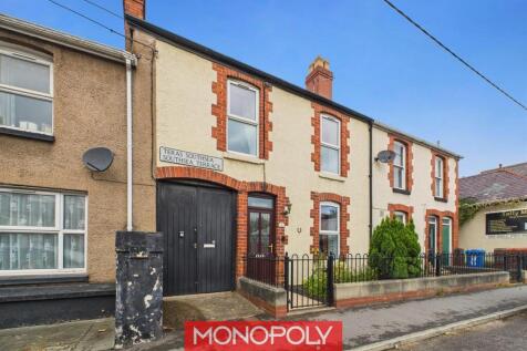 Denbigh, LL16 - property photo