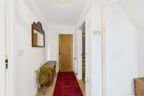 CAM02093G0-PR0053-STILL026