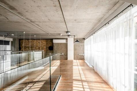 Mentmore Terrace 3B NEW - 10.jpg