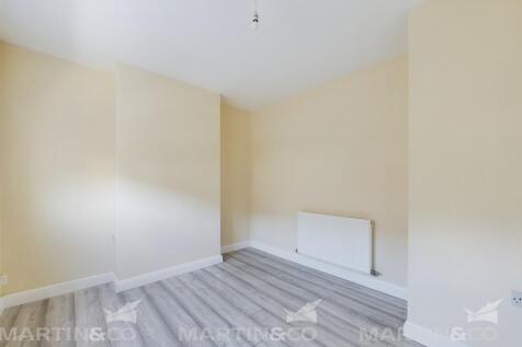 Dukes Crescent, Edlington photo 4