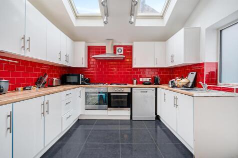Edenhall Avenue, Fallowfield, Manchester, M19 2BG photo 3