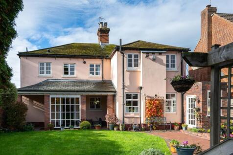 Hall Lane Hagley 1.jpg