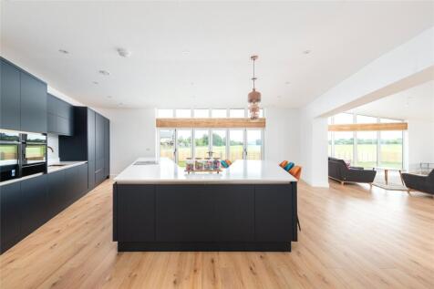Kitchen/Breakfast Rm