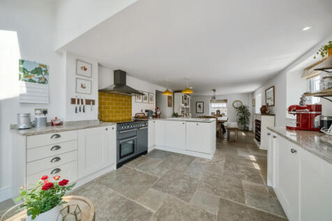 1304043-31-684052...