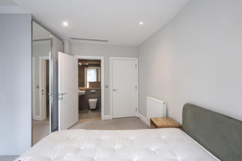 Moat Street, Wandsworth, London photo 5