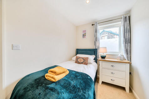 Swirl How - Singl...