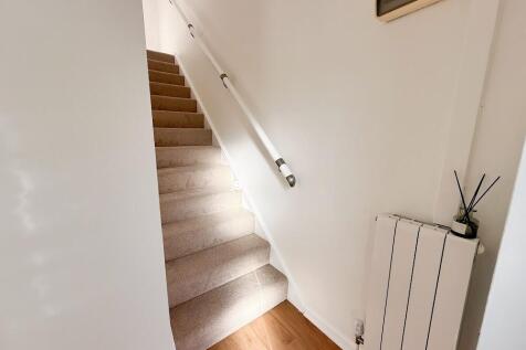 Godmanston Close, Canford Heath, Poole photo 5