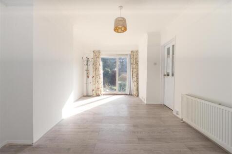 Living/dining room