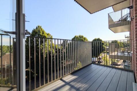 Property Image 8