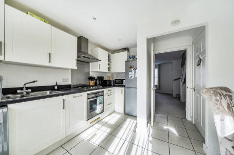 Kitchen/Breakfast...