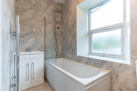 Ticino, 4 The Esplanade, Grange-over-Sands, Cumbria, LA11 7HH photo 4