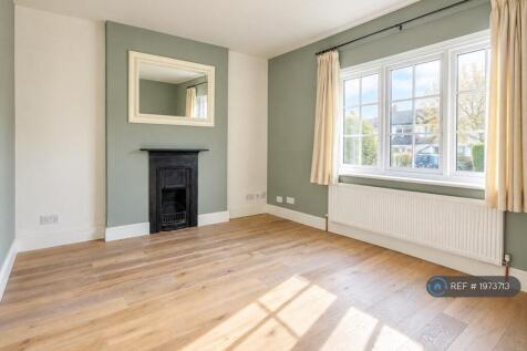 Meadow Road, Pinner, HA5 photo 4