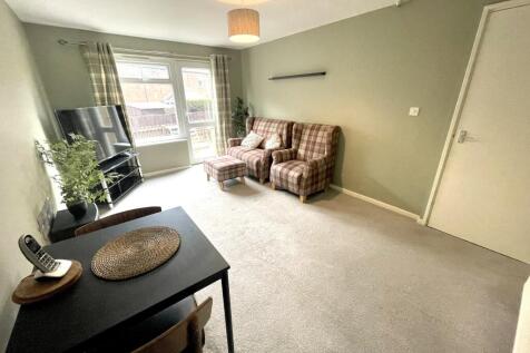 Ochre Dike Lane, Waterthorpe, Sheffield, S20 photo 5