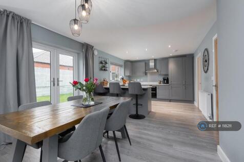 Stablefields Drive, Lutterworth, LE17 photo 4
