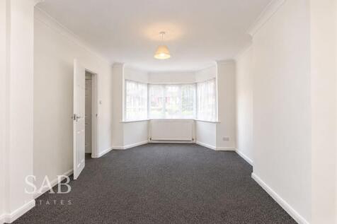 Newdene Avenue, Northolt, UB5 photo 4