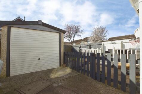 7ae60868-garage.JPG