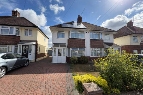 Click to visit Rightmove listing
