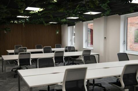 Serviced Office to rent Image 4