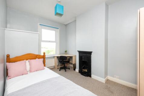 10 Coronation Avenue, Bath-10.jpg