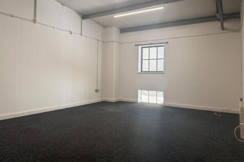 Studio Room