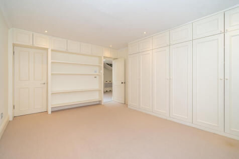 Spacious Second Bedroom